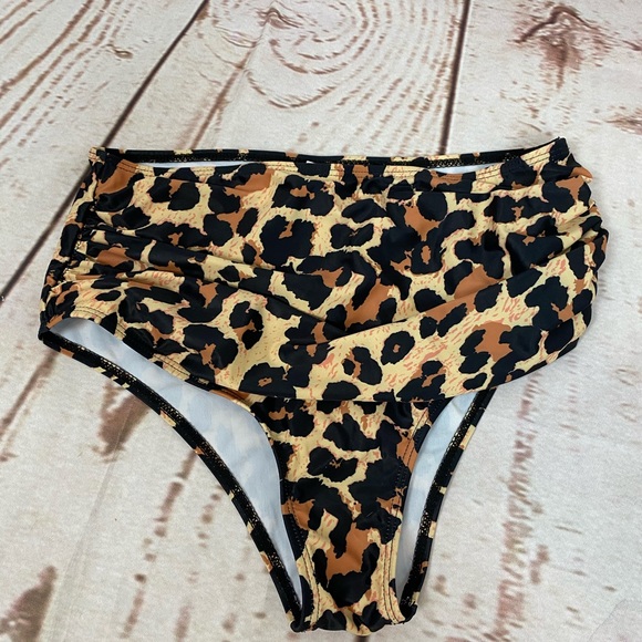 Tankini - Picture 8 of 8